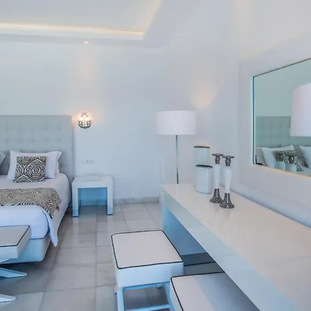 Отель Delight Boutique - Small Luxury Of The World (adults Only) 5*
